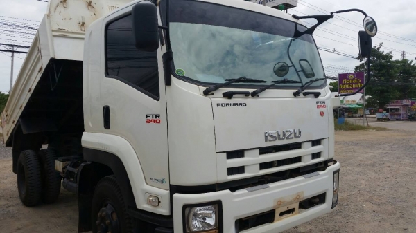 ลูกค้ามารับ(นางฟ้าดั้ม)ได้กลับบ้านเรียบร้อยเเล้วครับ หกล้อ อีซูซุ FTR 240ปี56 ดั้ม5คิวสามมิตรแท้ ปี56 สภาพนางฟ้าสวยจัด วิ่ง 8,236กม เล่มทะเบียนพร้อมโอน ราคา1,270,000บ ครับ