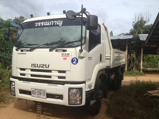 ลูกค้ามารับ(นางฟ้าดั้ม)ได้กลับบ้านเรียบร้อยเเล้วครับ หกล้อ อีซูซุ FTR 240ปี56 ดั้ม5คิวสามมิตรแท้ ปี56 สภาพนางฟ้าสวยจัด วิ่ง 8,236กม เล่มทะเบียนพร้อมโอน ราคา1,270,000บ ครับ