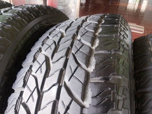 ยาง yokohama geolandar a/t-s 265/70/16 ดอกหนาเกือบเท่ายางใหม่