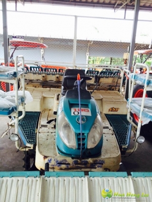 จัดไป....กับรถดำนาแบบนั่งขับ