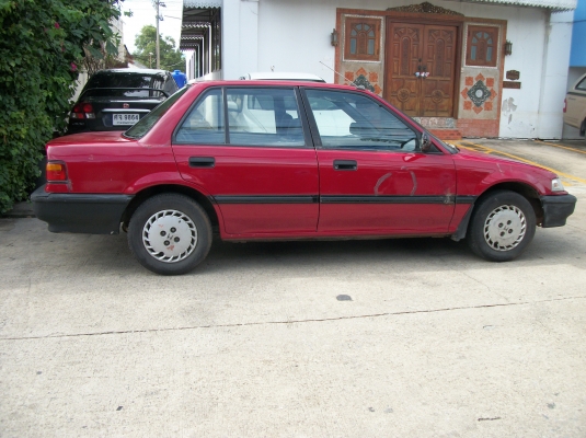 ขายด่วน ฮอนด้า ซีวิค ท้ายแดง ปี 91 ลดราคาสุดๆแล้วครับ ขายได้ขายเลยครับ 27000 ครับ