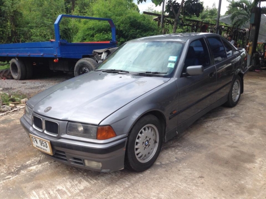 ขายBM325i เครื่อง6สูบ ปี93 เครื่องดียังไม่เคยติดแก๊สเอกสารจดทะเบียนใหม่ให้ ต่อภาษีพร้อมครับ แอร์เย็นเจี้ยว ขาย 98000 บาท