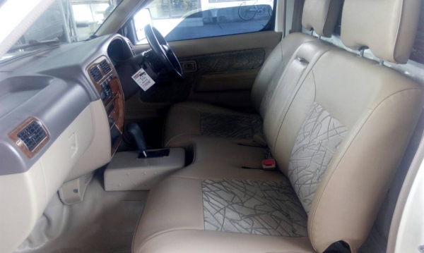 05 NISSAN FRONTIER ตอนเดียว หน้าการ์ตูน เปลี่ยนเครื่องเป็นTOYOTA 2JZ เกียรออโต้ สภาพดี เครื่องดี ขับดี รถพร้อมใช้ ติดแก๊สLPG