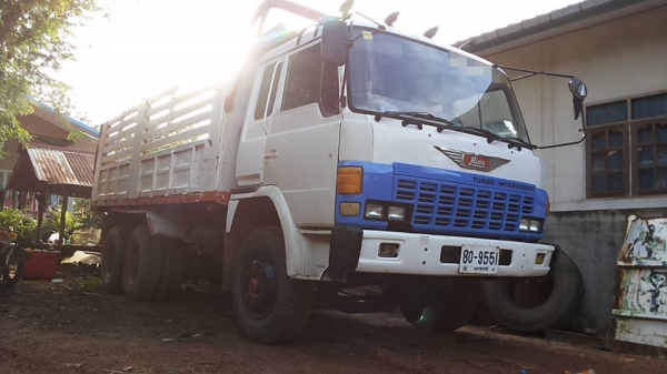 **530,000 บ.ต่อรอง/// 10ล้อ HINO ZM-285แรง 2เพลาดั้ม **ขาย HINO EP100-285 HP 10ล้อ2เพลาดั้มเหล็ก พร้อมใช้ ราคาเบา HINO ZM300 เครื่องEP100-TC 285แรง เกียร์-EATON เครื่องดี เทอโบ แน่น แรง เกียร์ดี ไม่หลุด ครับ ช่วงล่างดี แน่น คัสซีสวย ไม่ผุ เสริมเหล็กหนา-บน
