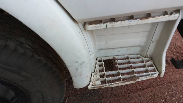 **530,000 บ.ต่อรอง/// 10ล้อ HINO ZM-285แรง 2เพลาดั้ม **ขาย HINO EP100-285 HP 10ล้อ2เพลาดั้มเหล็ก พร้อมใช้ ราคาเบา HINO ZM300 เครื่องEP100-TC 285แรง เกียร์-EATON เครื่องดี เทอโบ แน่น แรง เกียร์ดี ไม่หลุด ครับ ช่วงล่างดี แน่น คัสซีสวย ไม่ผุ เสริมเหล็กหนา-บน