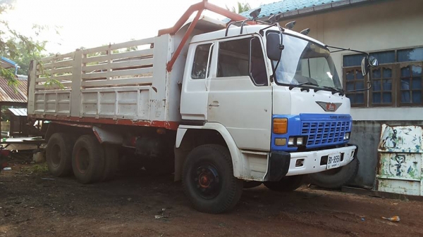**530,000 บ.ต่อรอง/// 10ล้อ HINO ZM-285แรง 2เพลาดั้ม **ขาย HINO EP100-285 HP 10ล้อ2เพลาดั้มเหล็ก พร้อมใช้ ราคาเบา HINO ZM300 เครื่องEP100-TC 285แรง เกียร์-EATON เครื่องดี เทอโบ แน่น แรง เกียร์ดี ไม่หลุด ครับ ช่วงล่างดี แน่น คัสซีสวย ไม่ผุ เสริมเหล็กหนา-บน