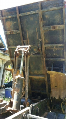 หกล้อดั๊มพ์ HINO FB 120แรง พร้อมใช้ เล่มทะเบียนพร้อม