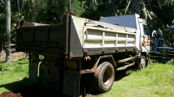 หกล้อดั๊มพ์ HINO FB 120แรง พร้อมใช้ เล่มทะเบียนพร้อม