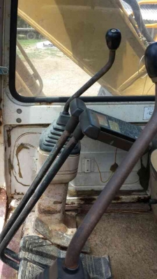 ขายรถแบคโฮ KOMATSU PC120-5 หัวกระแทกกับบุ้งกี๋ เอกสารอินวอย ระบบไฟเต็ม ราคา 850000