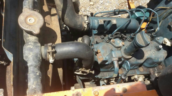 (ฝากขายครับ)  KUBOTA  L 2202 ( 2 WD) ไม่เยิ้ม เครื่องดี. เกียร์ดี. ไฮโดรลิก ดีครับ