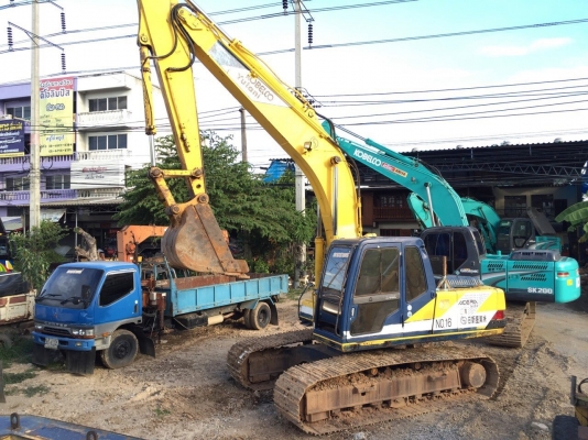 KOBELCO SK200-3 รถซื้อเก่านอกมาปี57 รถใช้งานมาปีเดียว ใช้งานดี รถสวยมาก เอกสารInvoice