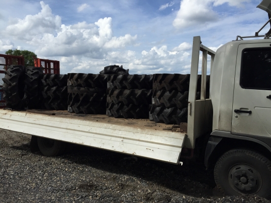 ขายเหมายางรถไถใหม่เบอร์ 13.6-26  4คู่ราคาพิเศษสุดๆ