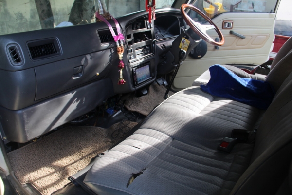 ขายรถตู้นิสสันแออแวน e24 bd 30