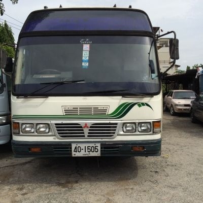 รถโมบาย บัส มิตซูบิชิ 6ล้อ