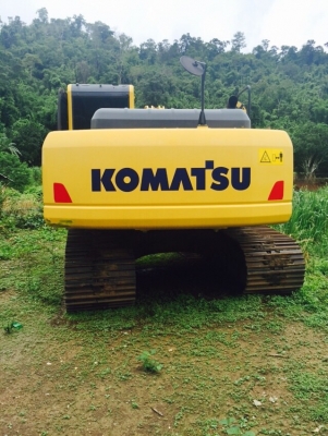 ขายด่วน!! Komatsu PC200-8MO ไมล์ ชม.975 สภาพสวยมากค่ะ