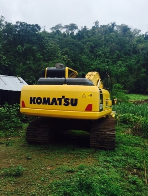 ขายด่วน!! Komatsu PC200-8MO ไมล์ ชม.975 สภาพสวยมากค่ะ