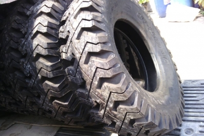 กะทะล้อจิ๊ป ขอบ16 สภาพสวยไม่ผุญี่ปุ่น มียางจิ๊ปใหม่เข้ามาด้วยครับ