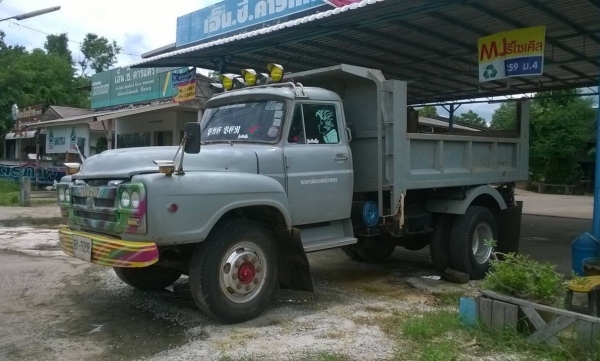 ขาย 6 ล้อดั้มหัวยาว คัสซีสวยตลอดเส้น เครื่อง 6BF1 185 แรงม้า เฟืองท้ายใหญ่ เบรคทิฟฟี่ มีแอร์ พาวเวอร์ ทะเบียนพร้อมโอนครับ