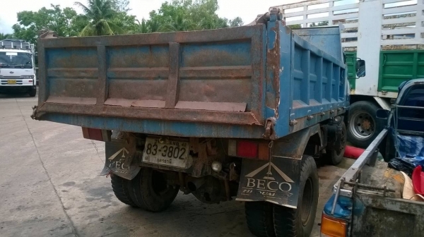 ขาย 6 ล้อดั้ม NPR คัสซีสวยตลอดเส้น เครื่อง 4BD1 115 แรงม้า เกียร์ร็อคเสื้อลาย F หน้า-หลัง พวงมาลัยพาวเวอร์ ทะเบียนพร้อมโอนครับ