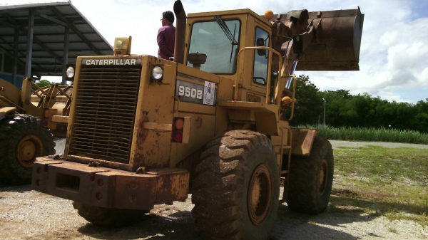 ขายด่วนรถตักล้อยางเอวออ่นCAT950Bรถสวยเดิมมีเล่มทะเบืยน