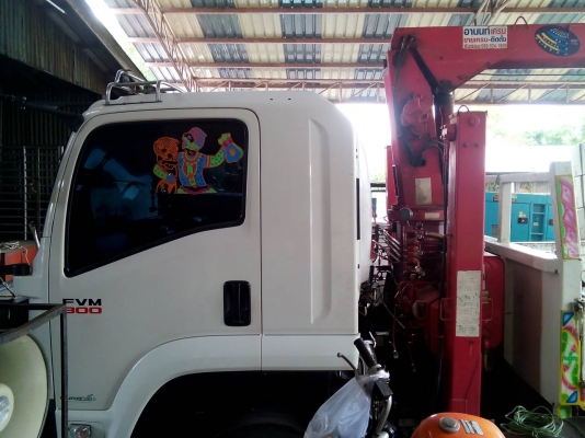 ขาย" ราคา 2,080,000บ" สิบล้อ อีซูซุ FVM300แรง 2เพา ปี56 เครน 3 ตัน สภาพนางฟ้าสวยจัดเดิดทั้งคัน ช่วงยาว7.80ม พร้อมใช้งาน ทะเบียนพร้อมโอน ราคา 2,080,000บ รถสวยจัด