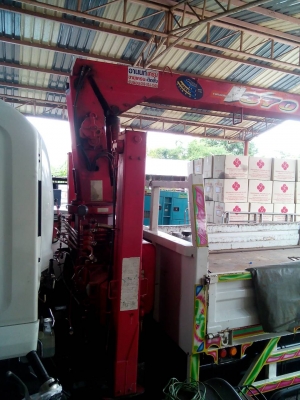 ขาย" ราคา 2,080,000บ" สิบล้อ อีซูซุ FVM300แรง 2เพา ปี56 เครน 3 ตัน สภาพนางฟ้าสวยจัดเดิดทั้งคัน ช่วงยาว7.80ม พร้อมใช้งาน ทะเบียนพร้อมโอน ราคา 2,080,000บ รถสวยจัด