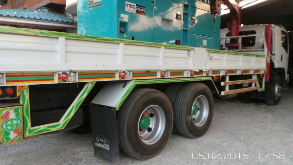 ขาย" ราคา 2,080,000บ" สิบล้อ อีซูซุ FVM300แรง 2เพา ปี56 เครน 3 ตัน สภาพนางฟ้าสวยจัดเดิดทั้งคัน ช่วงยาว7.80ม พร้อมใช้งาน ทะเบียนพร้อมโอน ราคา 2,080,000บ รถสวยจัด