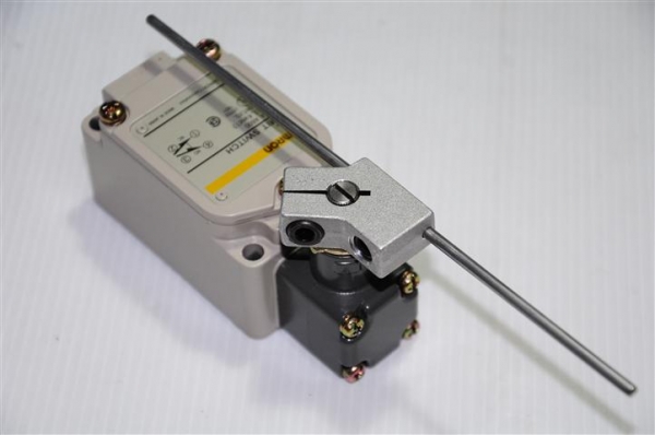 ขาย ลิมิตสวิทย์ ยี่ห้อ OMRON รุ่น WLCL-2 MADE IN JAPAN ขาย ลิมิตสวิทย์ ยี่ห้อ OMRON รุ่น WLCL-2 MADE IN JAPAN