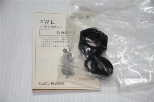 ขาย ลิมิตสวิทย์ ยี่ห้อ OMRON รุ่น WLCL-2 MADE IN JAPAN ขาย ลิมิตสวิทย์ ยี่ห้อ OMRON รุ่น WLCL-2 MADE IN JAPAN