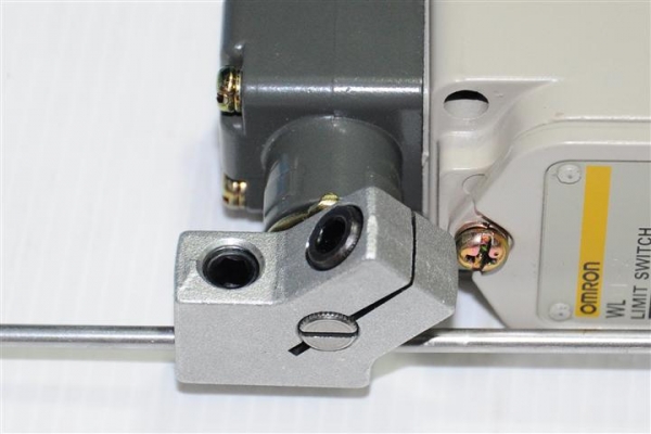 ขาย ลิมิตสวิทย์ ยี่ห้อ OMRON รุ่น WLCL-2 MADE IN JAPAN ขาย ลิมิตสวิทย์ ยี่ห้อ OMRON รุ่น WLCL-2 MADE IN JAPAN