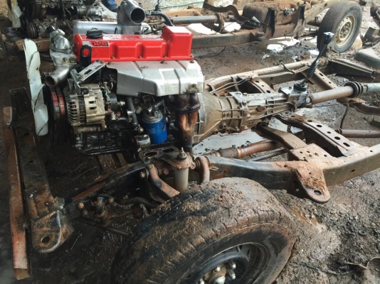 ขายเครื่องNissan Big-Mฝาแดงพร้้อมเกียร์ ขายเครื่องNissan Big-Mฝาแดงพร้้อมเกียร์