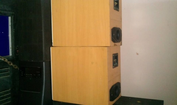 ขายลำโพงparadicm ดอก7นิ้ว2ทางของแตนาดา