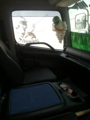 ขายดาวน์รถก๊าซ 360 แรง ปี 57 รถก๊าซNGVจากศูนย์ HINO สภาพเดิมๆๆ วิ่งน้อย แสนกว่ากิโล ประกันศูนย์ HINO ยังไม่หมด