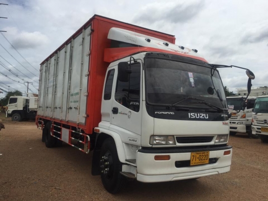 ขาย6ล้อตู้แห้งยาว 7.20 ม. ISUZU รุ่น DECA 200 แรงม้า/ปี 48