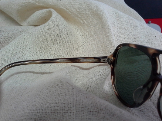 แว่นตาคลาสสิค VALENTINO made in Italy