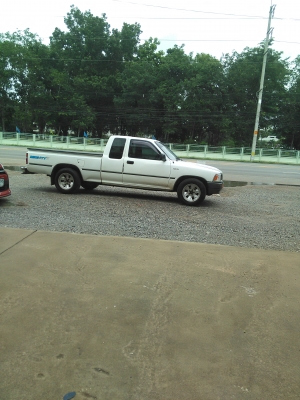 ขายรถบ้านๆไมตี้เอ๊กแค๊ปพร้อมใช้พร้อมโอนภาษีเต๊มรถจอดบ้านไผ่ราคา98000