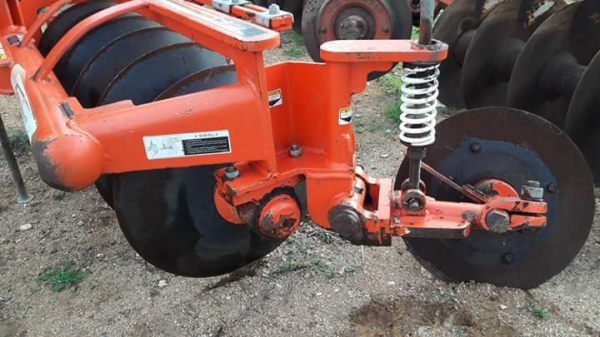 ขายผานพรวนตราช้าง6x24 เฮฟวี่พลัส ตัวใหม่ สภาพสวยมาก เดิมๆพร้อมใช้ ขายผานพรวนตราช้าง6x24 เฮฟวี่พลัส ตัวใหม่ สภาพสวยมาก เดิมๆพร้อมใช้