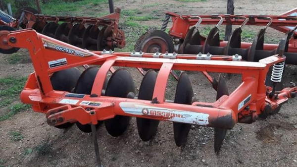 ขายผานพรวนตราช้าง6x24 เฮฟวี่พลัส ตัวใหม่ สภาพสวยมาก เดิมๆพร้อมใช้