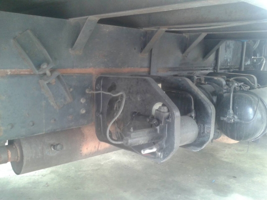 NISSANสิบล้อสองเพลา เครน5ตัน5ปลอก ทะเบียนพร้อม