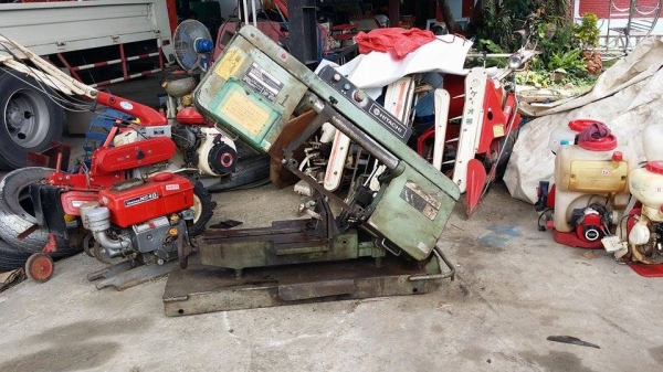 เลื่อยสายพานเก่าญี่ปุ่น HITACHI  รุ่น CB22F  สภาพดีพร้อมใช้งาน ใช้งานง่าย ไม่เคยใช้งานในไทย