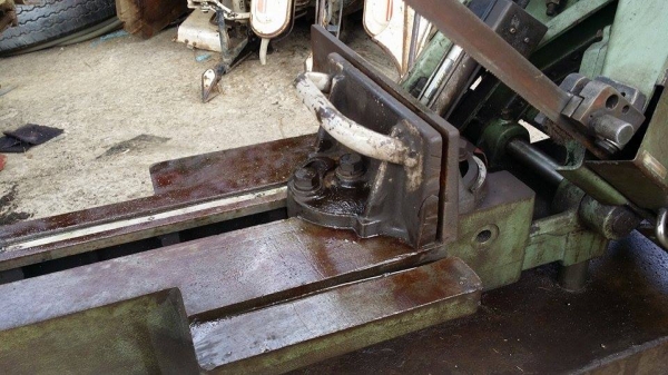 เลื่อยสายพานเก่าญี่ปุ่น HITACHI  รุ่น CB22F  สภาพดีพร้อมใช้งาน ใช้งานง่าย ไม่เคยใช้งานในไทย