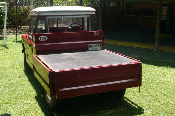 ขายรถ Landrover Series 2 กระบะลอย ขายรถ Landrover Series 2 กระบะลอย