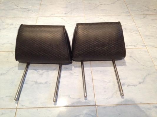 ขายหมอนเบาะBMW E30คู่