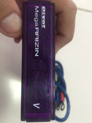 กล่องเพิ่มประสิทธิภาพรถยนต์ Pivot MegaRAIZN ของแท้ Made in Japan มีบอกวัดVolt มือ2 ญี่ปุ่น กล่องเพิ่มประสิทธิภาพรถยนต์ Pivot MegaRAIZN ของแท้ Made in Japan มีบอกวัดVolt มือ2 ญี่ปุ่น