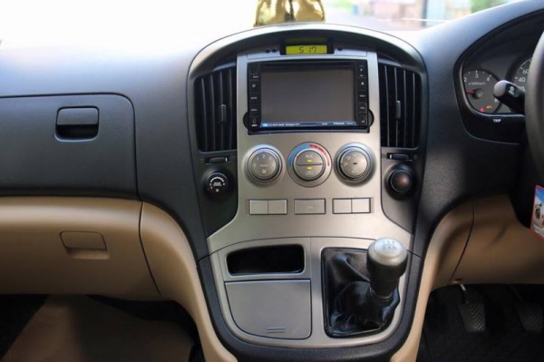 ขาย Hyundai H-1 2.5 ดีเซล ปี 2008 ขาย Hyundai H-1 2.5 ดีเซล ปี 2008