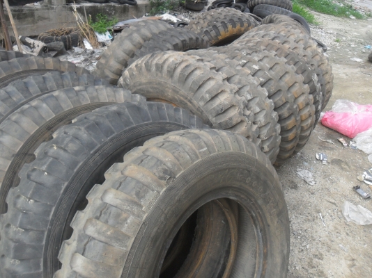 มาใหม่วันนี้ ยาง 9.00-20 ลายทหาร สวยๆ ราคา เส้นละ 1200 บาท