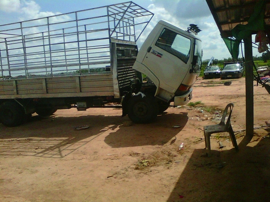 ขาย HINO KM545 เครื่อง117/4WD ยาว 5 เมตร ตัวสุดท้าย เครื่องดีคัซซีสวย กระบะเลส ยางดี6เส้น ทะเบียนเต็มเล่มพร้อมโอน ขาย HINO KM545 เครื่อง117/4WD ยาว 5 เมตร ตัวสุดท้าย เครื่องดีคัซซีสวย กระบะเลส ยางดี6เส้น ทะเบียนเต็มเล่มพร้อมโอน