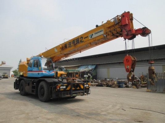 รถเครน TADANO TR250M-6