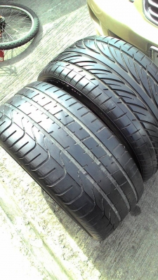 255/35R18 ขอบ18  HANKOOK KOREA และ PIRELLI GERMANY  มี 2 เส้น ไม่มีปะ tel.081-427-3941