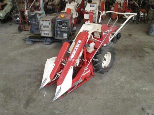 รถเกี่ยวข้าวเดินตาม   YANMAR  YB302 รหัสสินค้า : 80802328 Line ID: nihonmono  หรือเพิ่มเติมไดที่ www.nihonmono.com